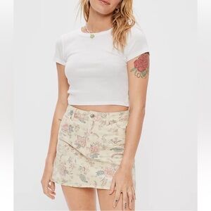 AE Super High-Waisted Floral Mini Skirt